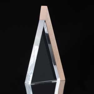 Trofeo Galvano de Madera y Cristal "Triangle" Grabado - Imagen 5